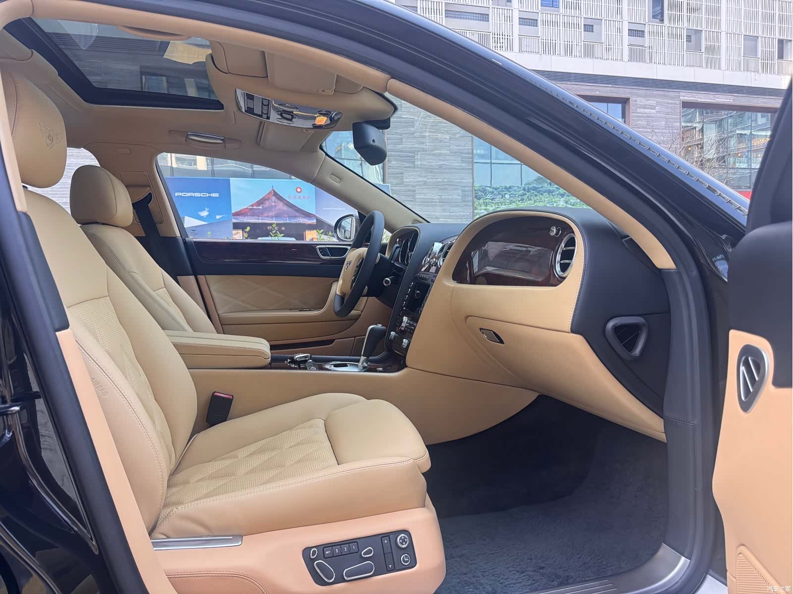 Bentley Flying Spur, 2007 16