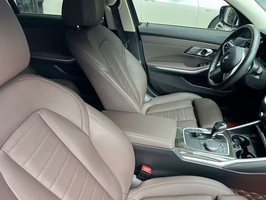 BMW 3 Series 2020, фото 21