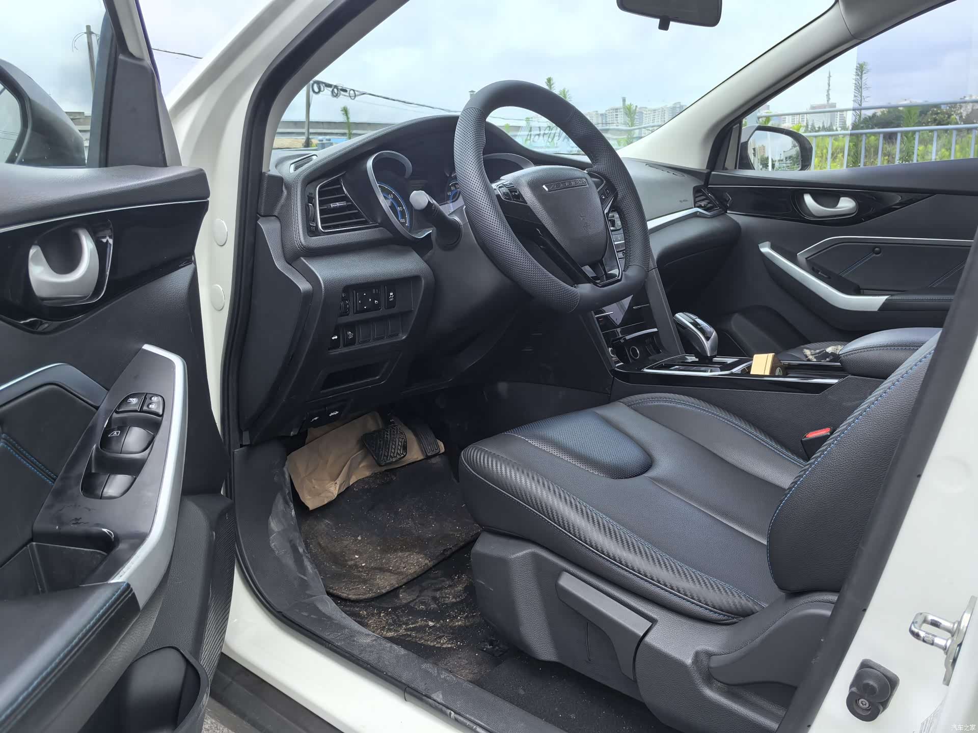 Nissan D60EV, 2022 6