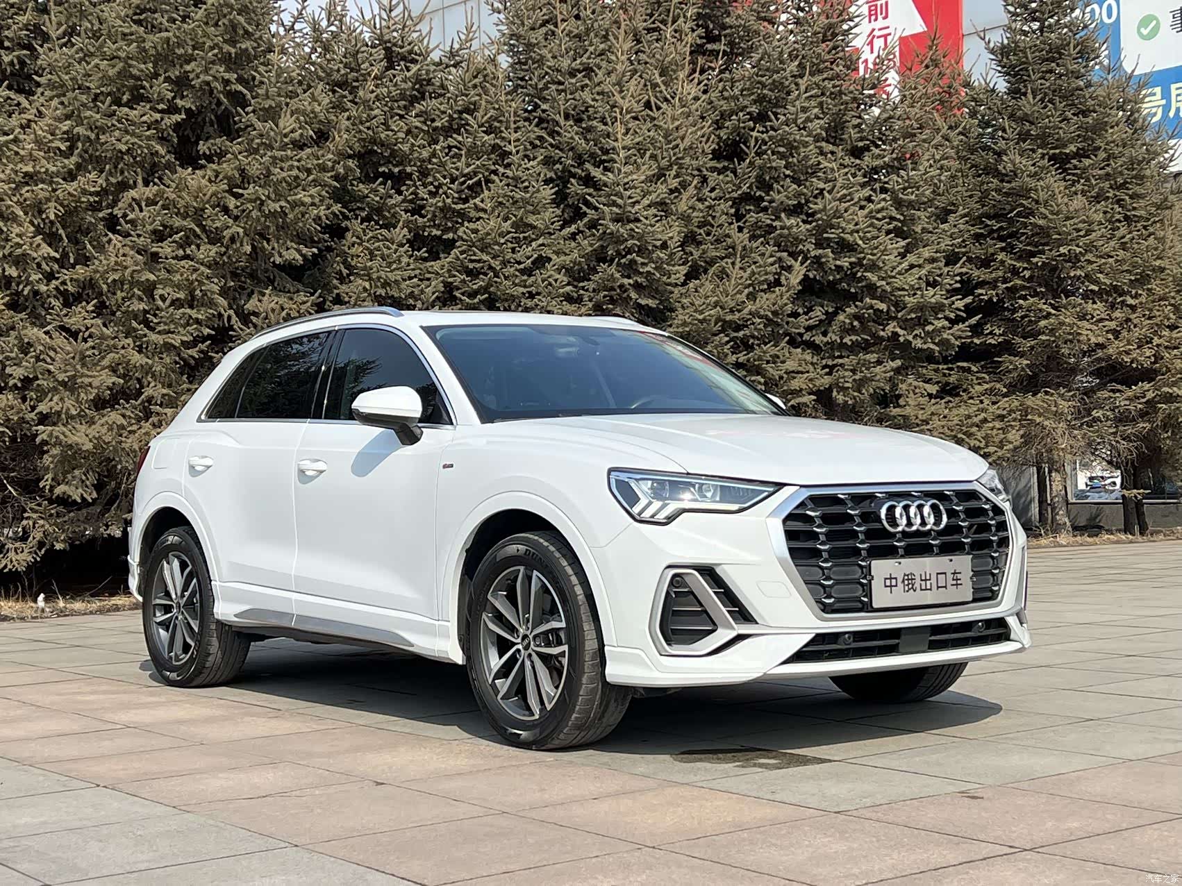 Audi Q3, 2022 3