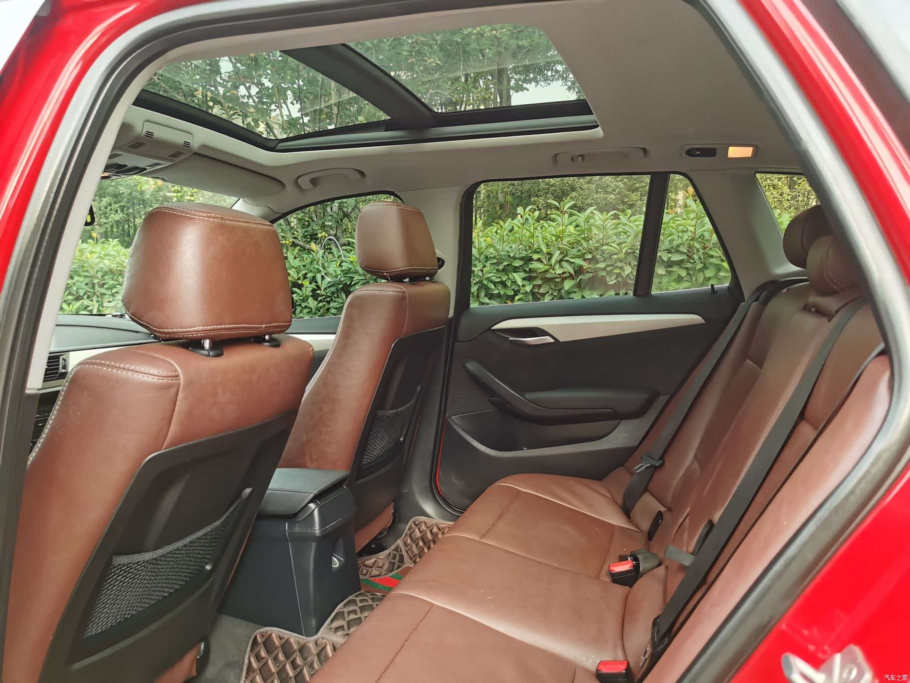BMW X1, 2013 6