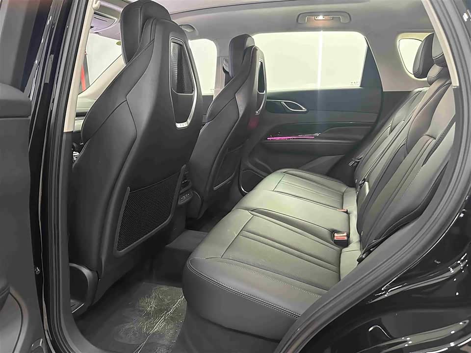 Hongqi HS3 PHEV
