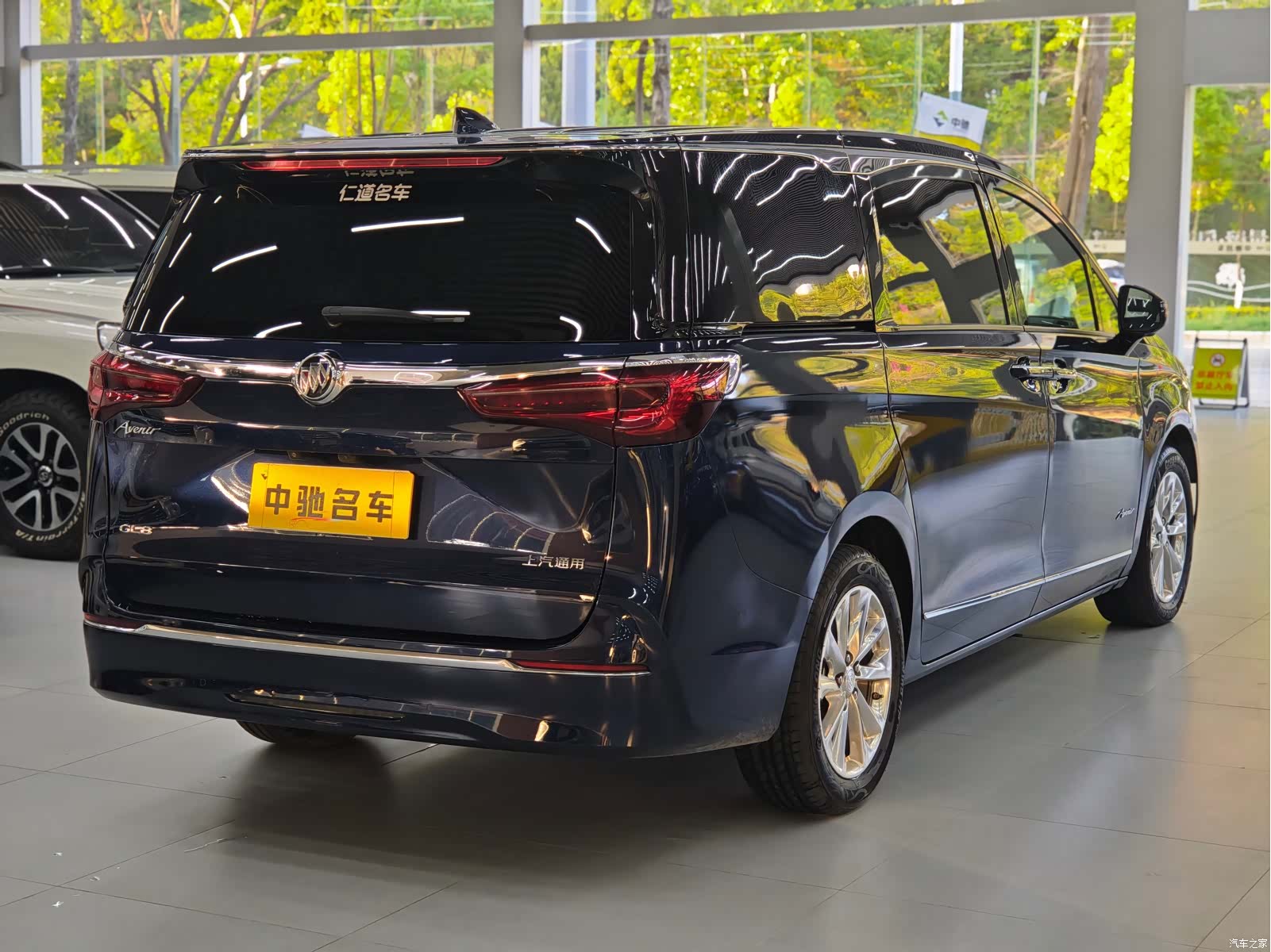 Buick GL8, 2020 7