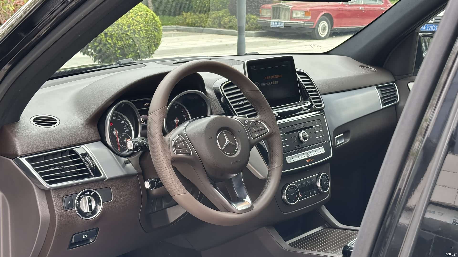 Mercedes-Benz GLE, 2015 14