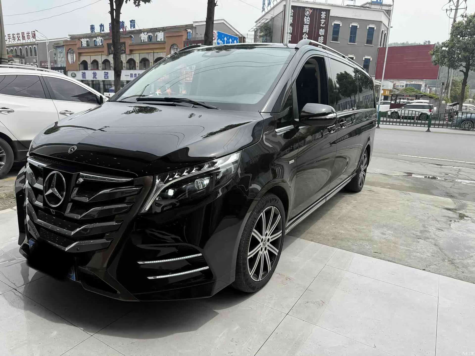 Mercedes-Benz V-Class