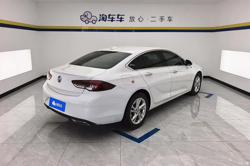 Buick Regal, 2021 3