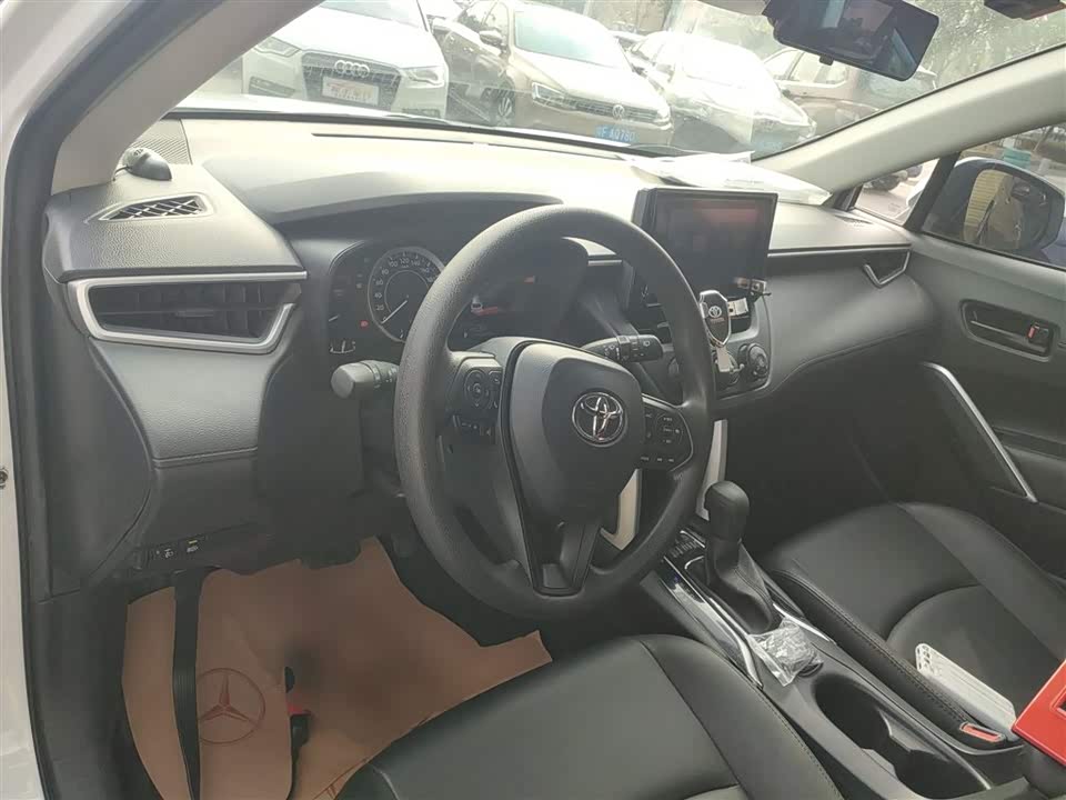 Toyota Corolla Sharp amplifier