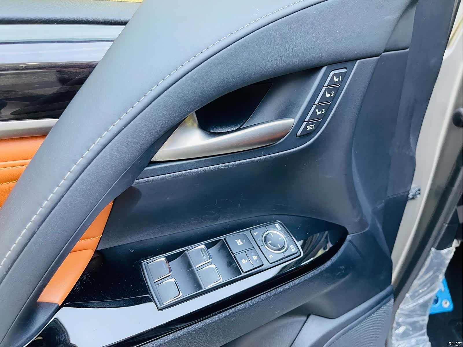 Lexus LX, 2020 16