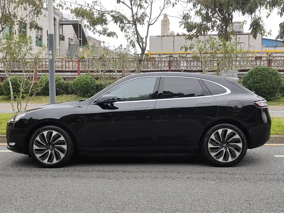 AITO Ask the world M5