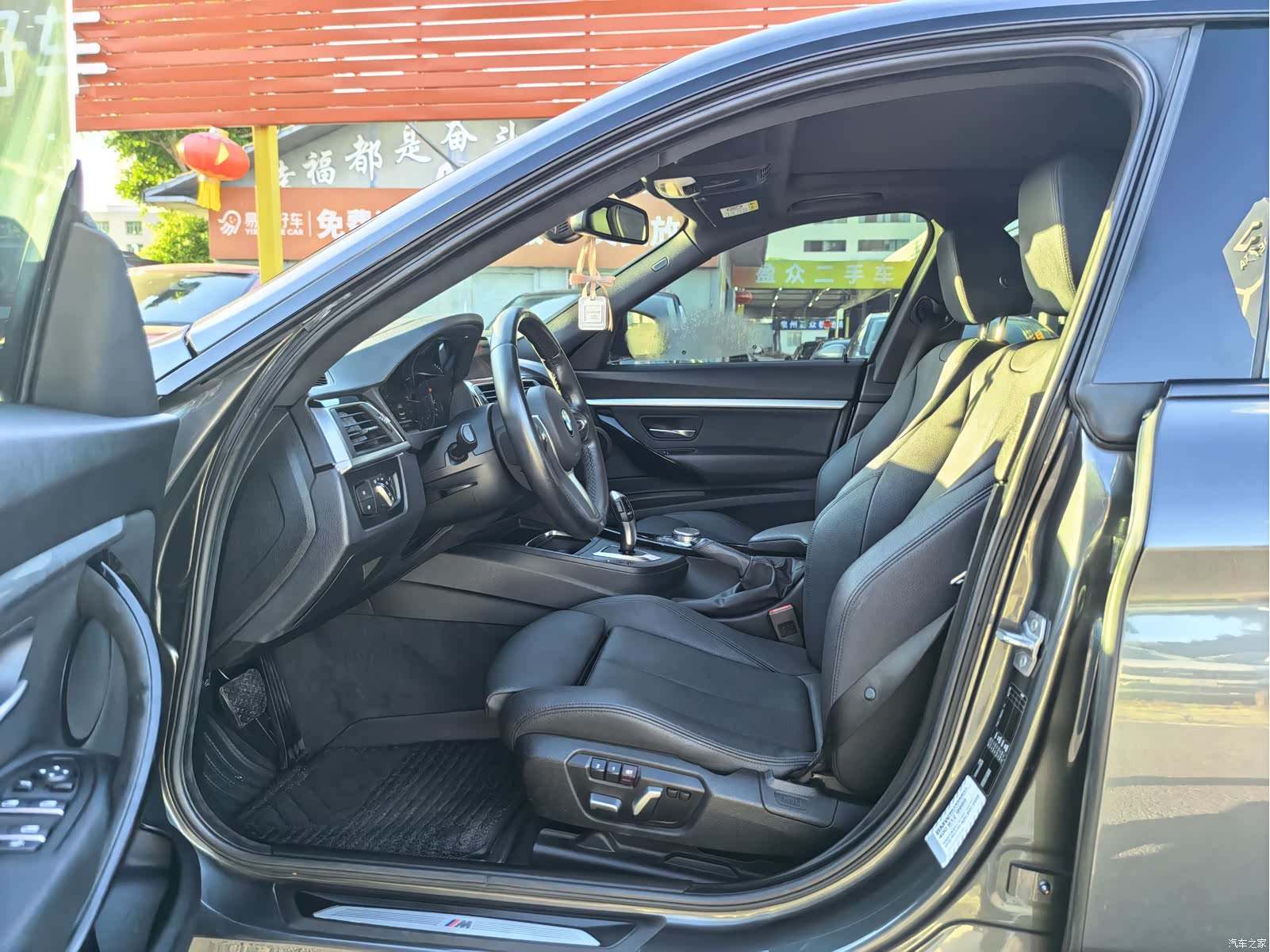 BMW 3 Series, 2019 все фото
