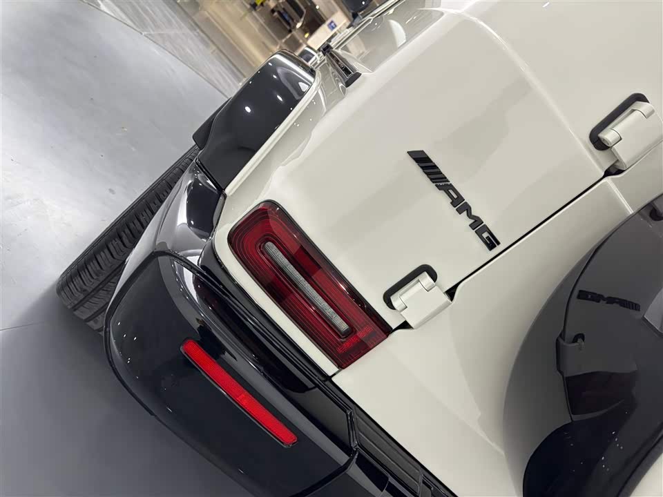 Mercedes-Benz G-class