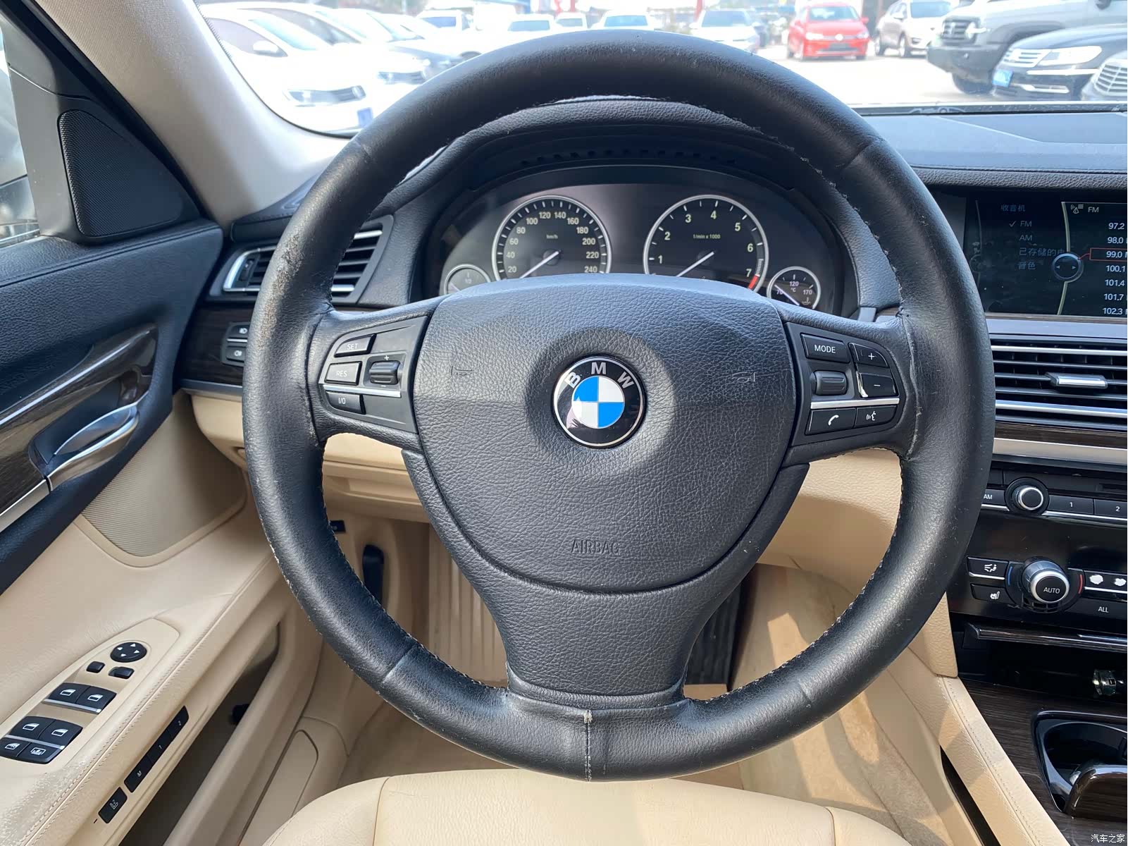 BMW 7 Series, 2011 7
