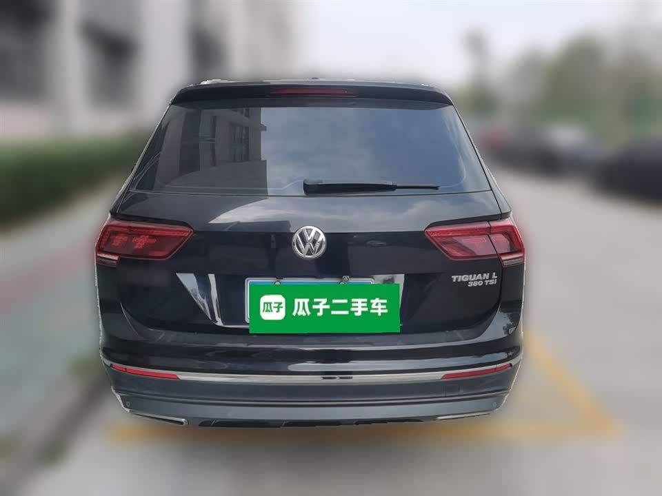 Volkswagen Tiguan L