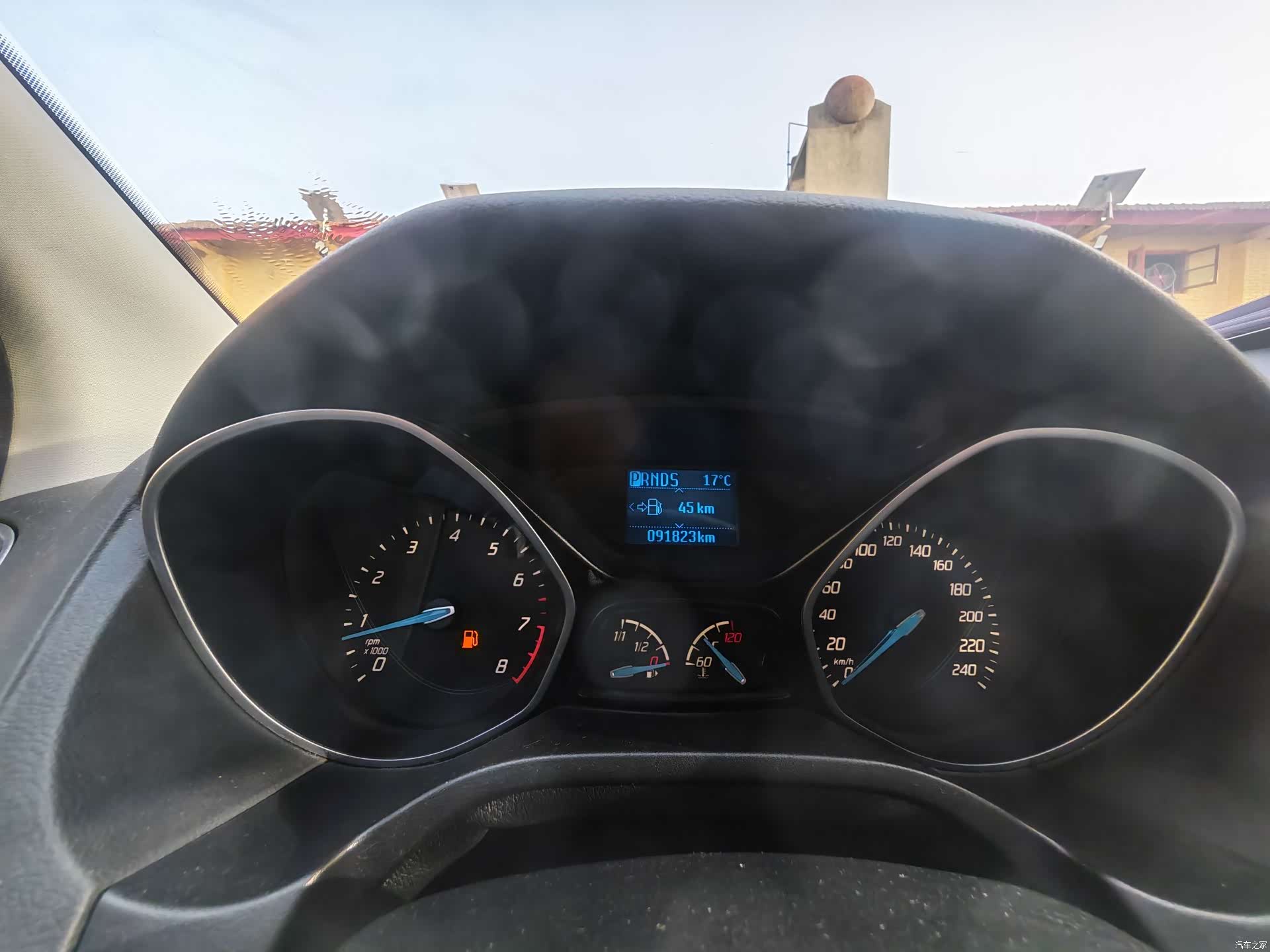 Ford Focus, 2013 12
