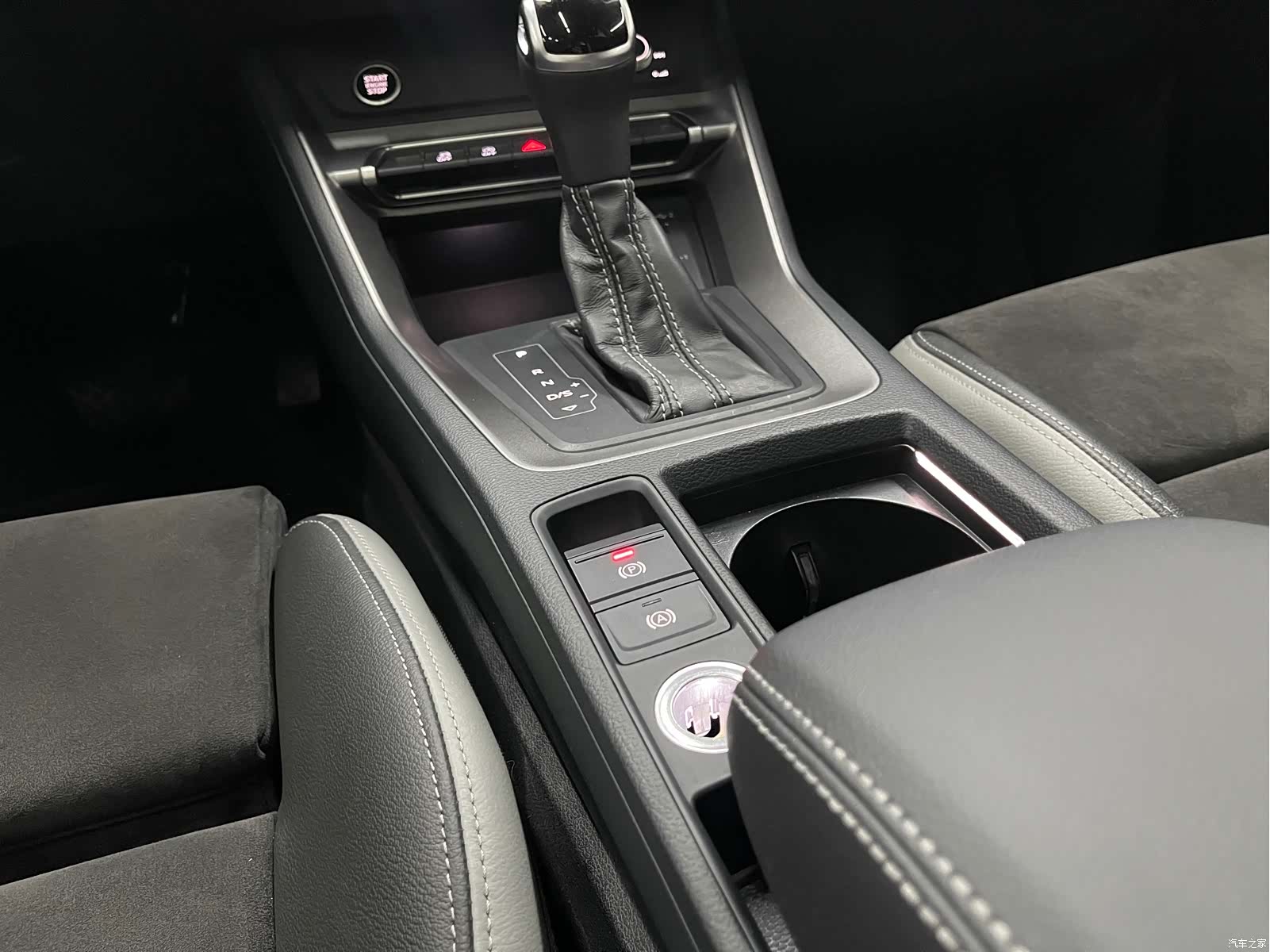 Audi Q3, 2022 19