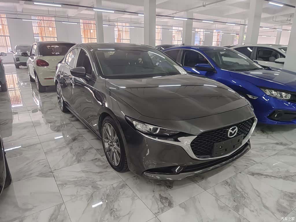 Mazda Mazda3, 2022 7