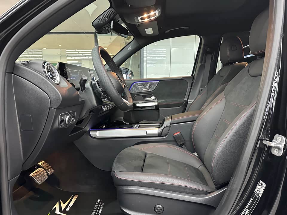 Mercedes-Benz GLB AMG