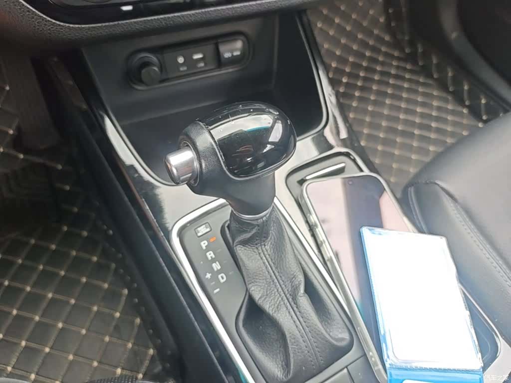 Kia K4, 2015 14