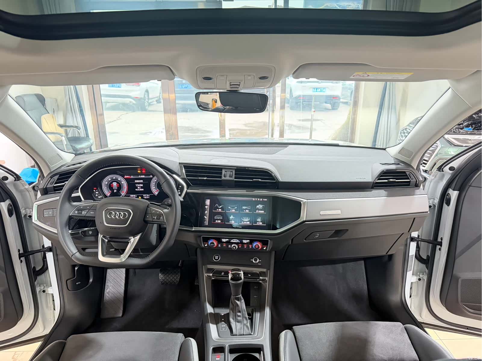 Audi Q3, 2023 22