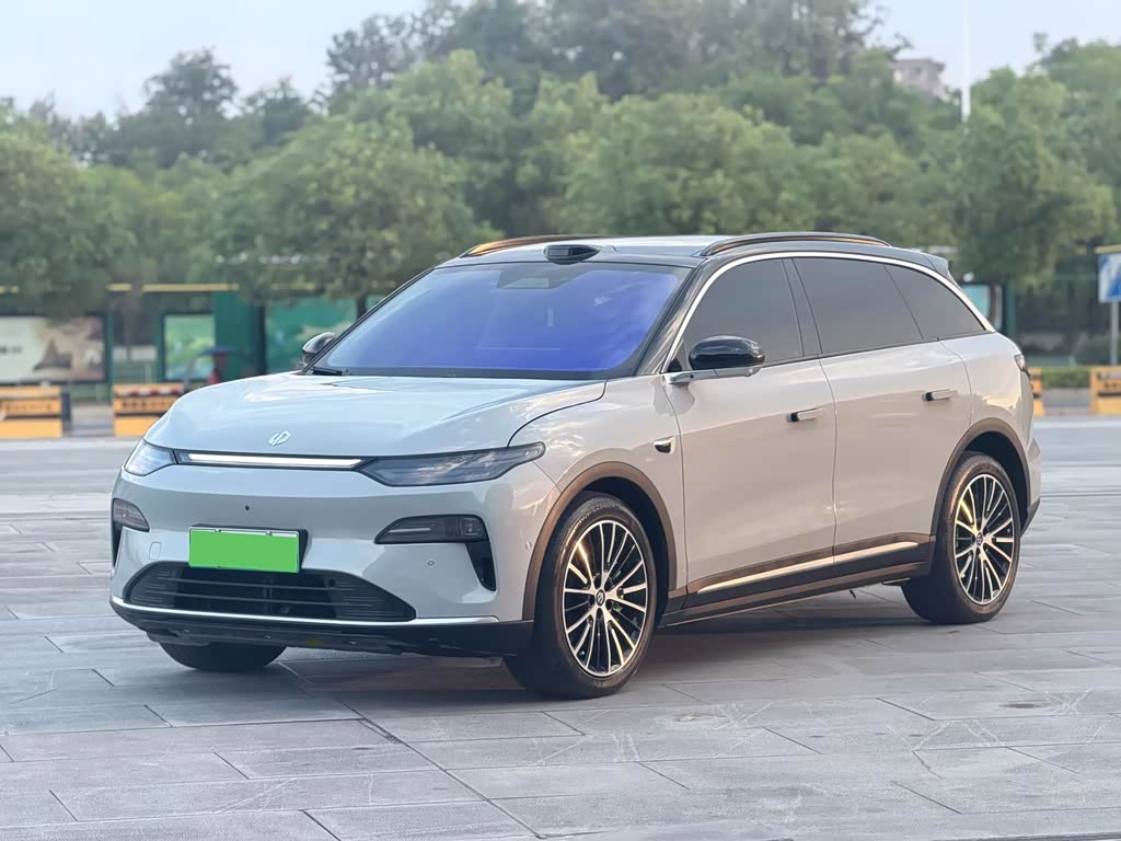 Leapmotor C11