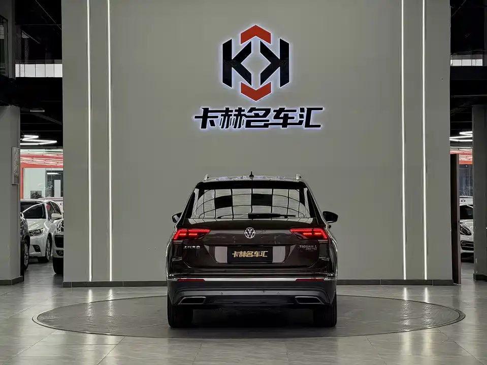 Volkswagen Tiguan L