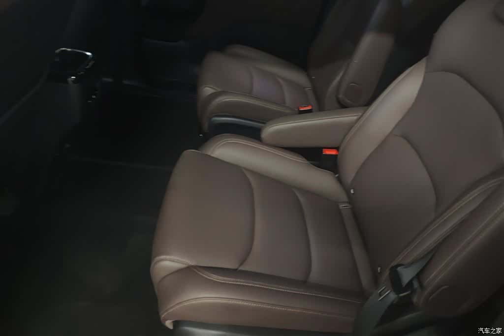 Wuling 730, 2025 11