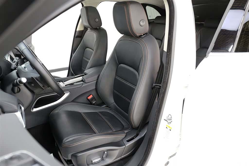 Jaguar F-PACE, 2019 7