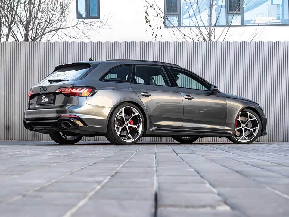 Audi RS 4