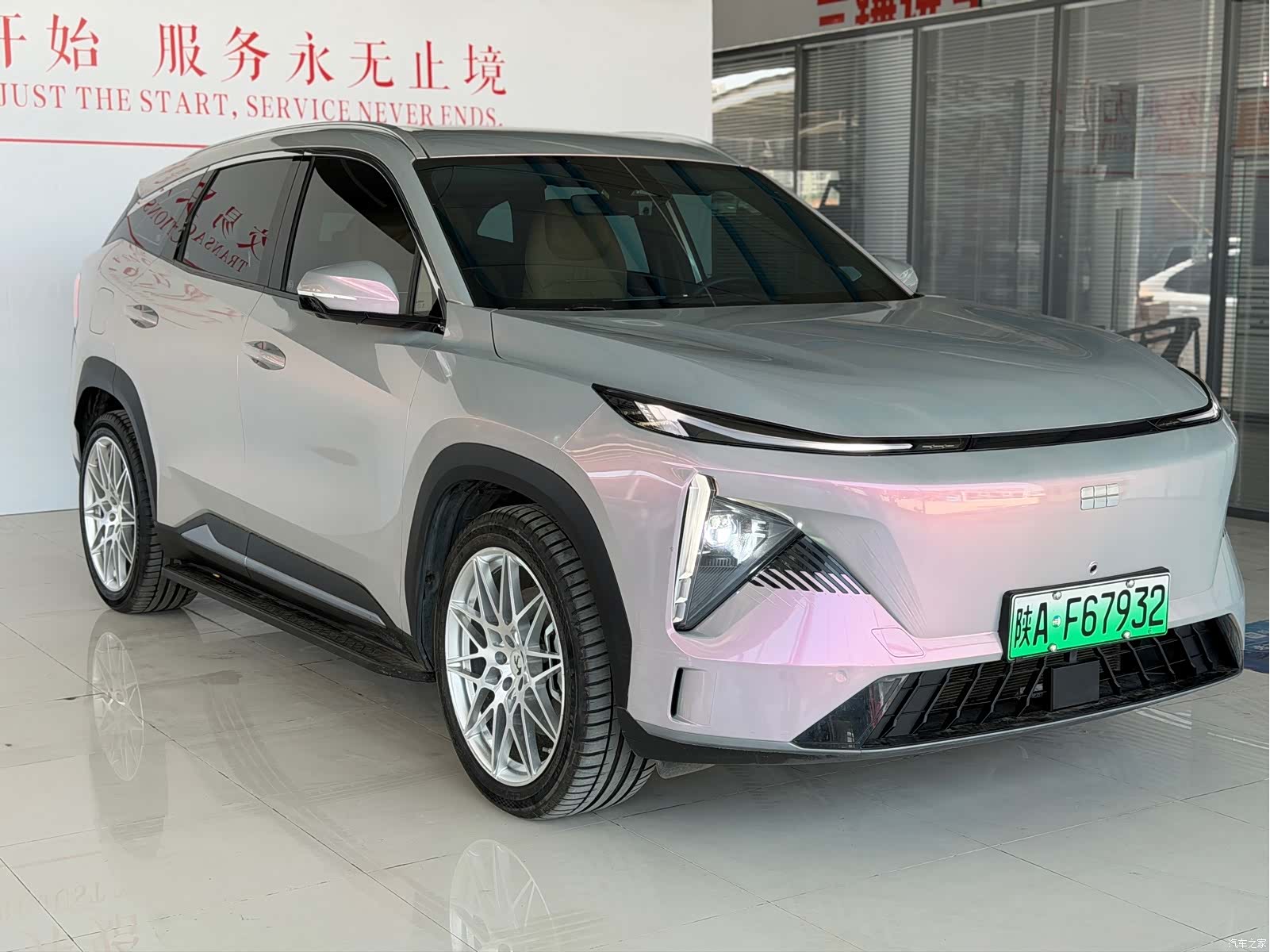 Geely Galaxy L7, 2024 3