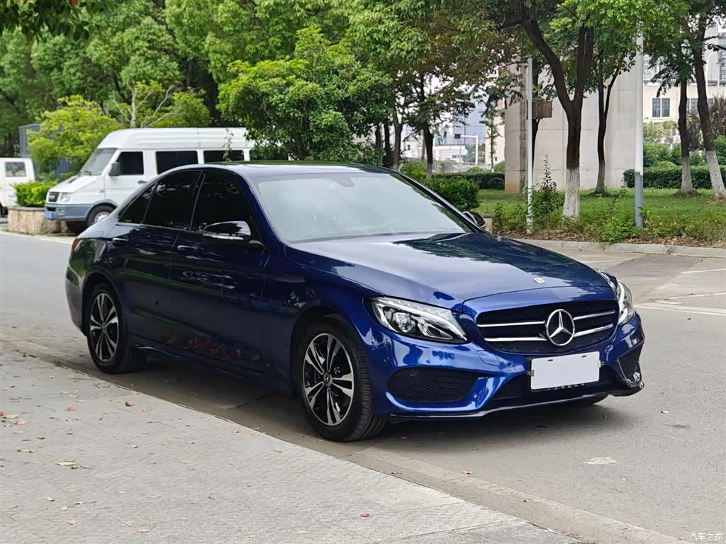 Mercedes-Benz C-Class, 2018 4