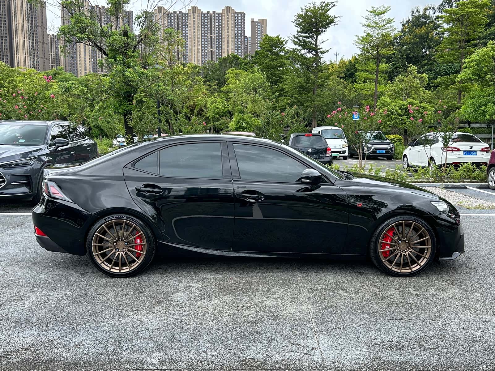 Lexus IS, 2016 10