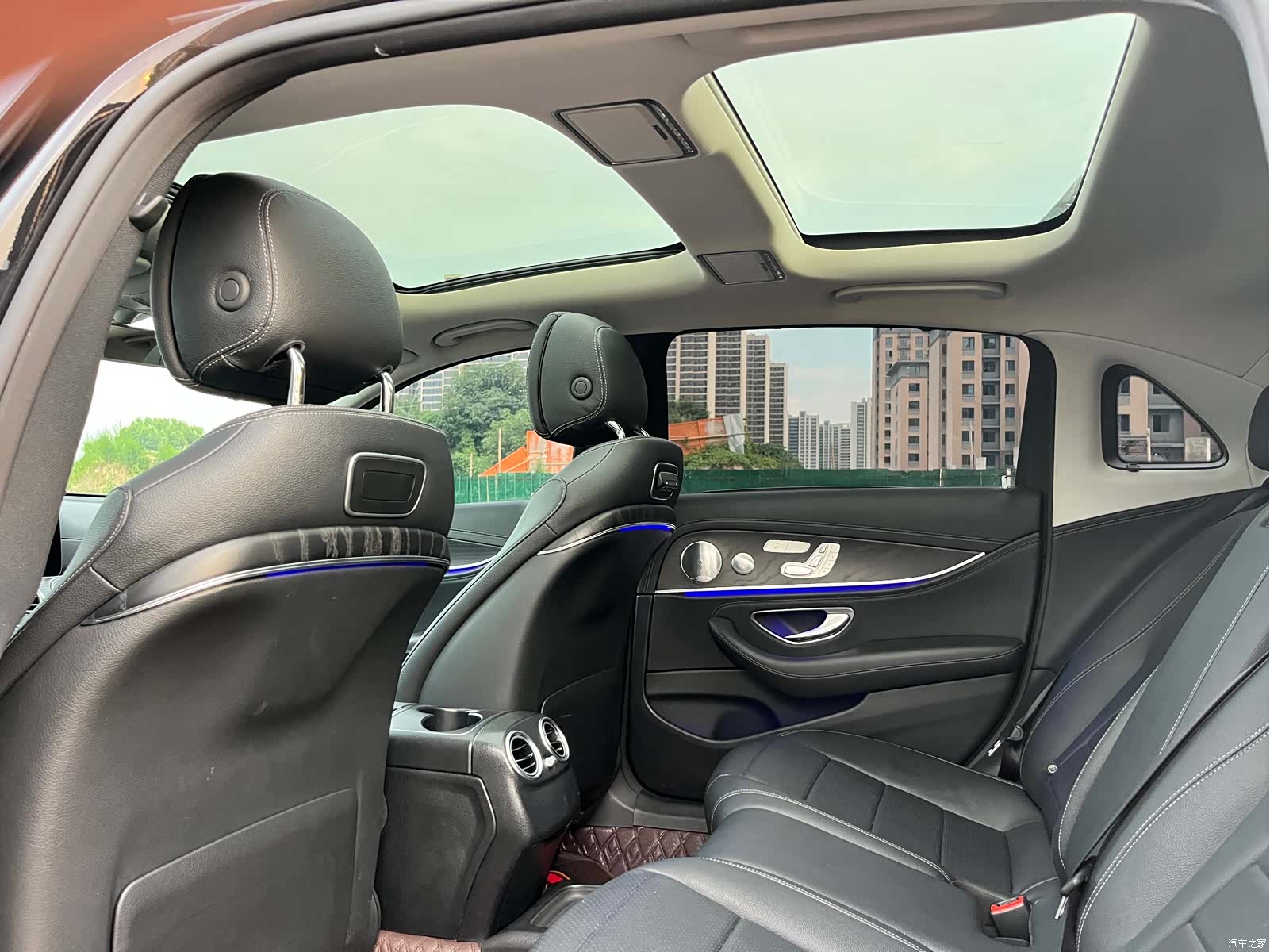 Mercedes-Benz E-Class, 2019 14