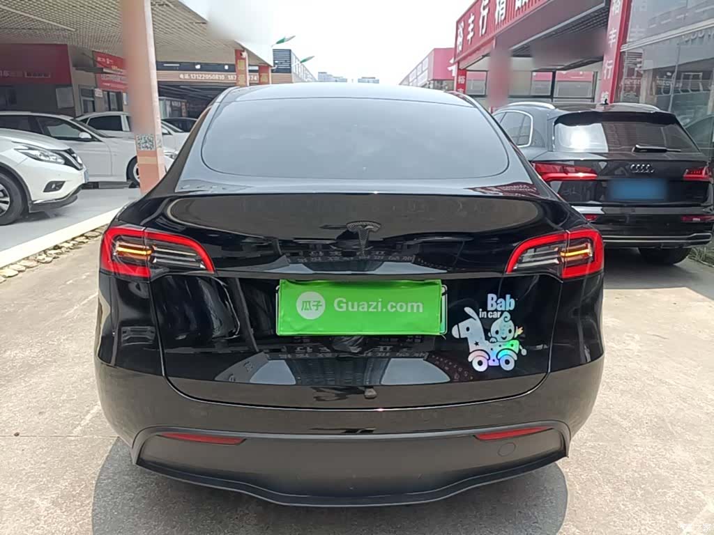 Tesla Model Y, 2021 4