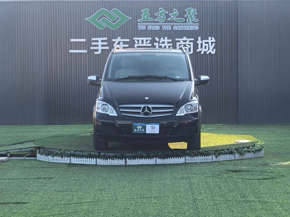 Mercedes-Benz Viano