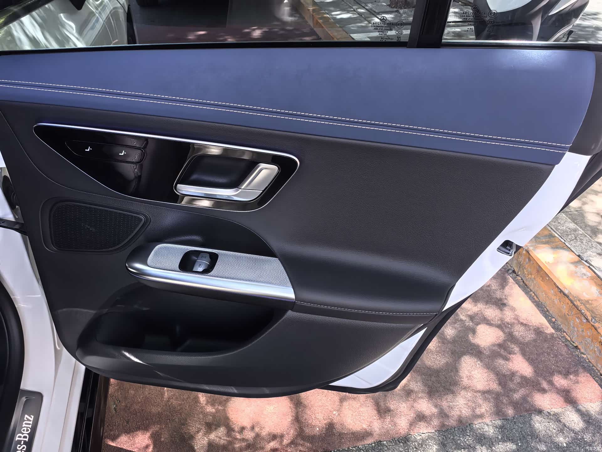 Mercedes-Benz EQE, 2025 15