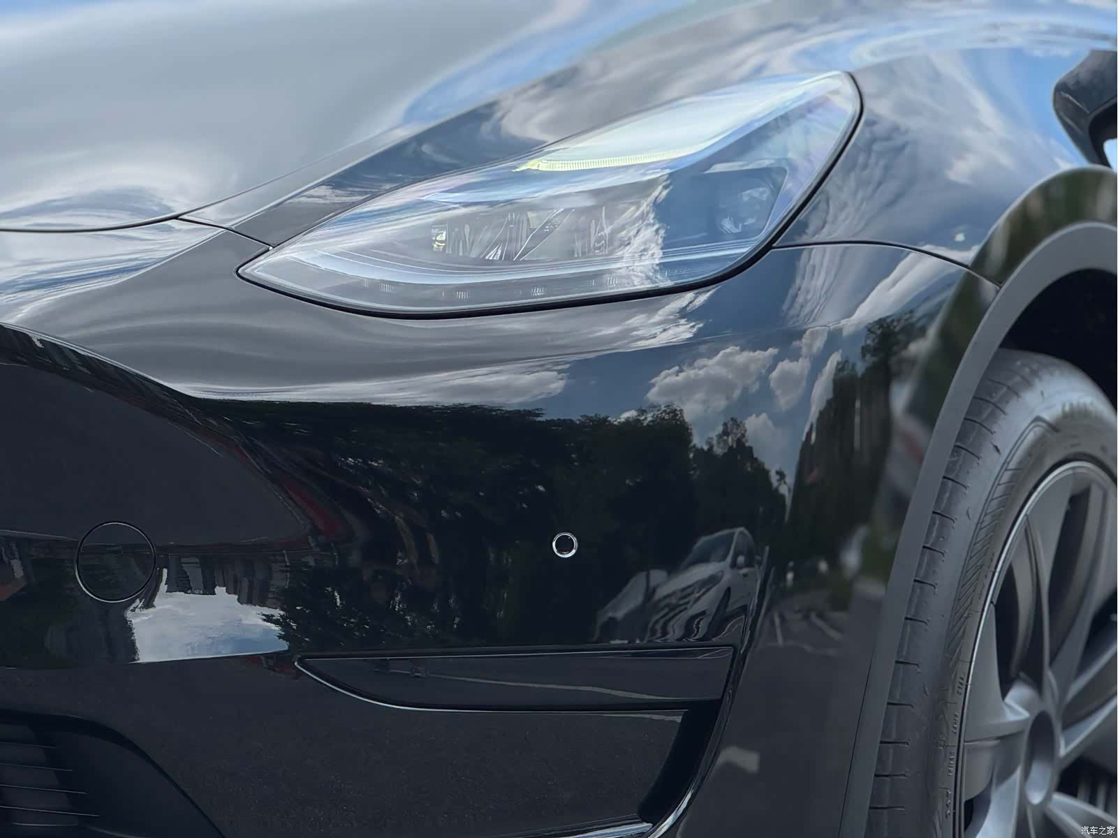 Tesla Model Y, 2024 13