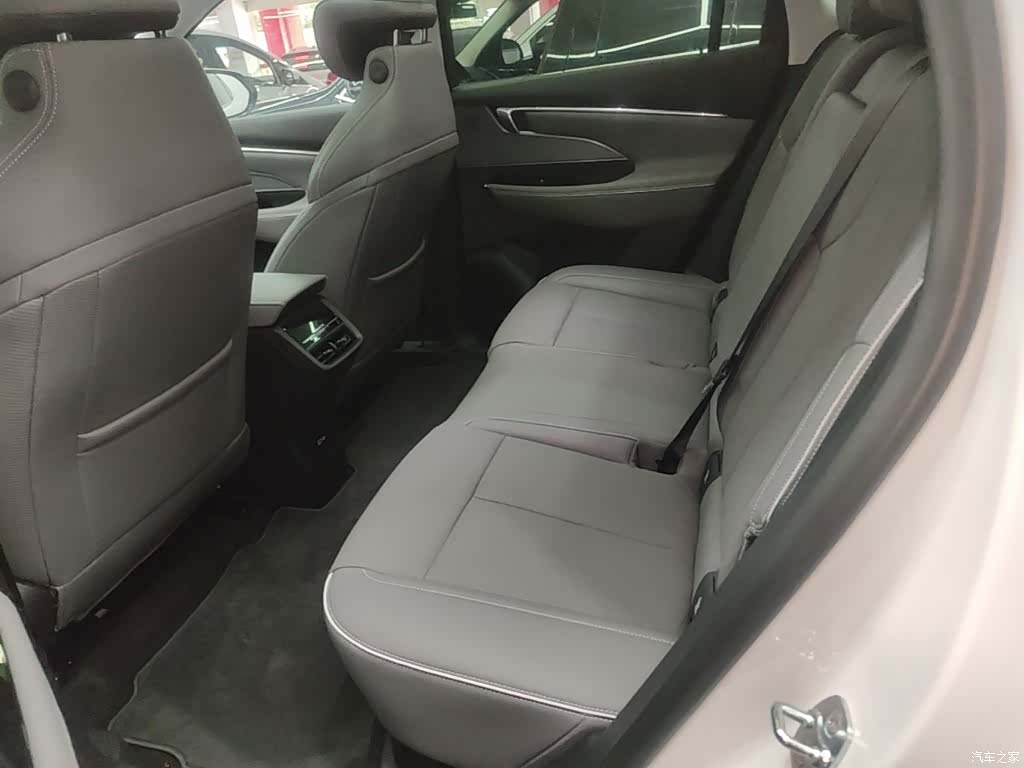 Buick E5, 2025 17