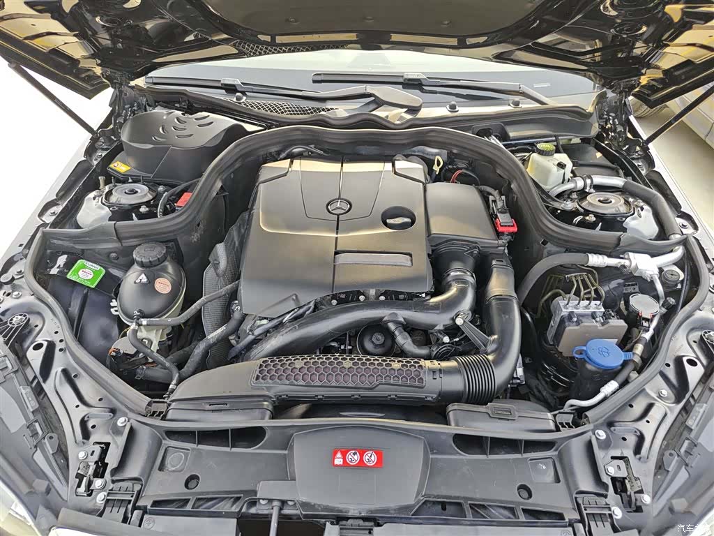 Mercedes-Benz E-Class, 2014 11