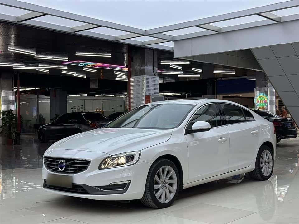 Volvo S60 Volvo S60