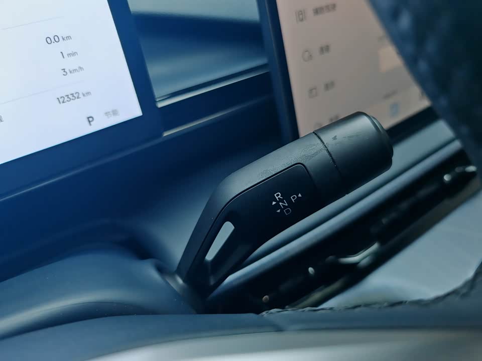 Geely Galaxy Galaxy E5