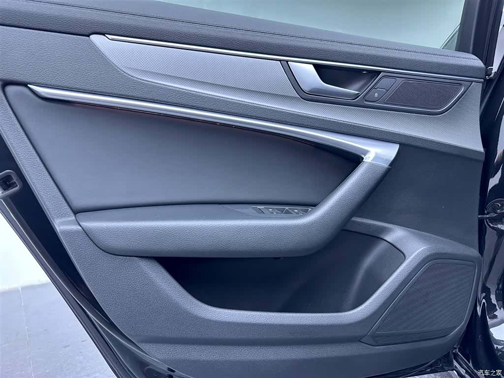 Audi A6L, 2022 10