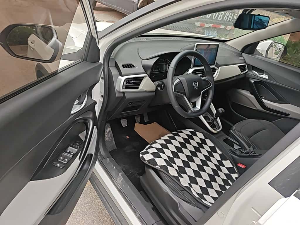 Wuling 510, 2018 16