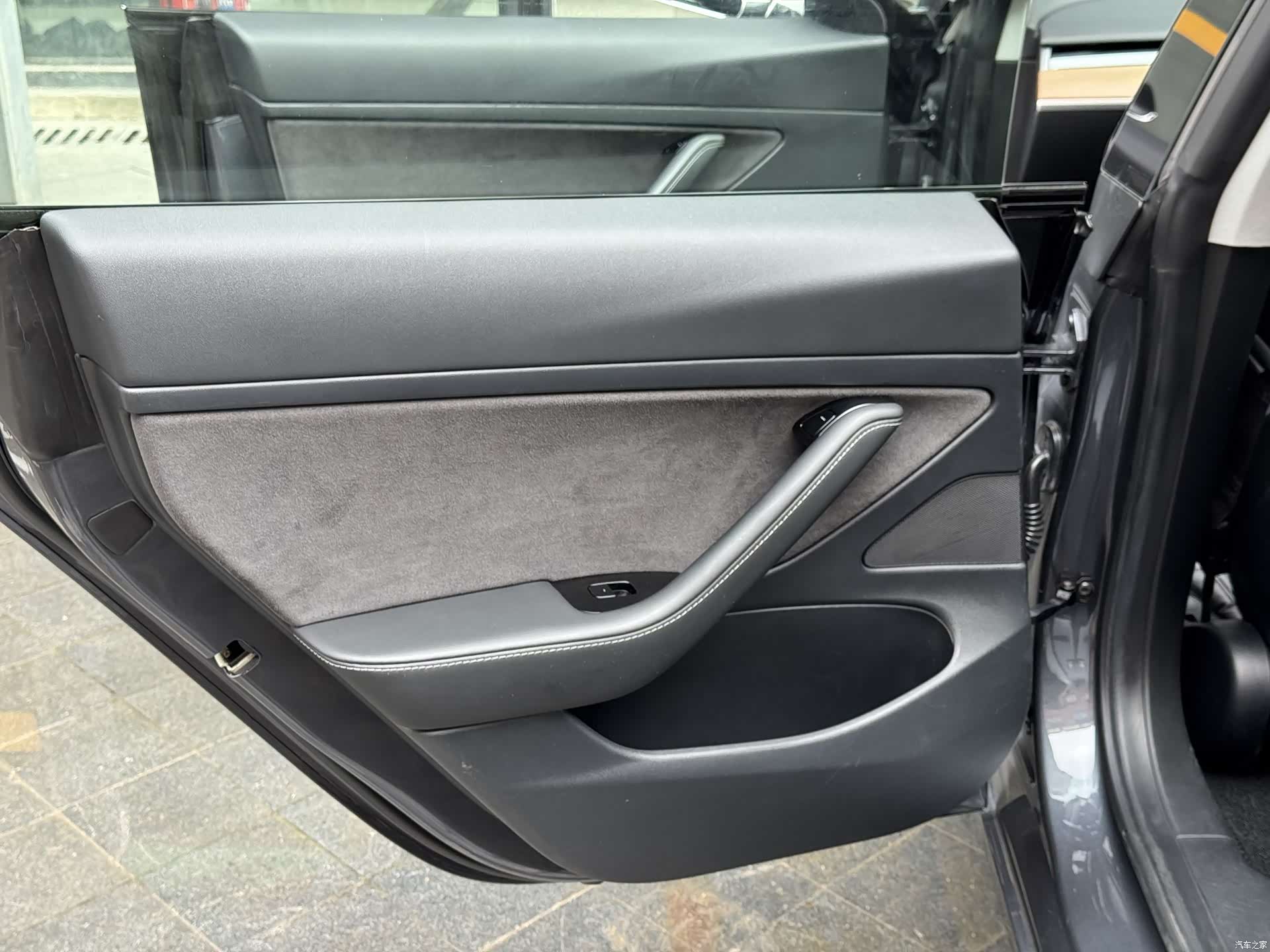 Tesla Model 3, 2020 14