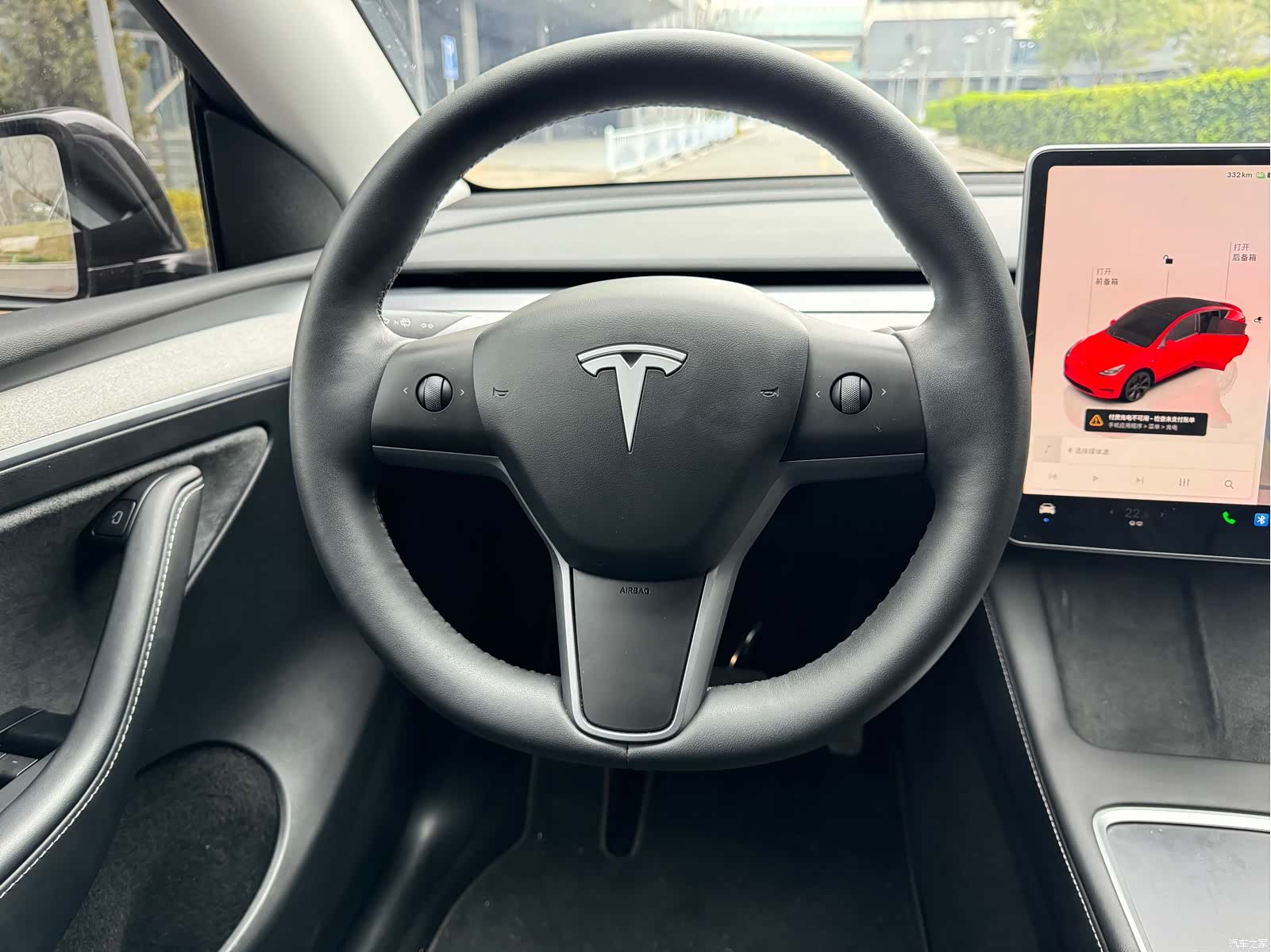 Tesla Model Y, 2024 9