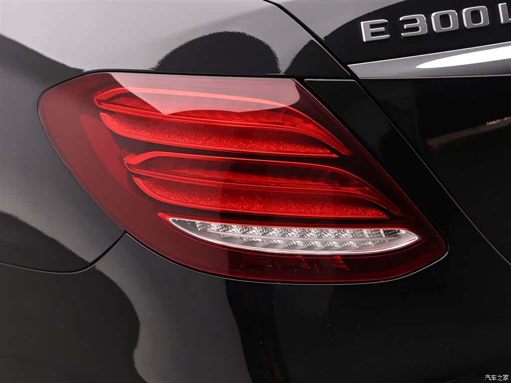 Mercedes-Benz E-Class, 2019 7