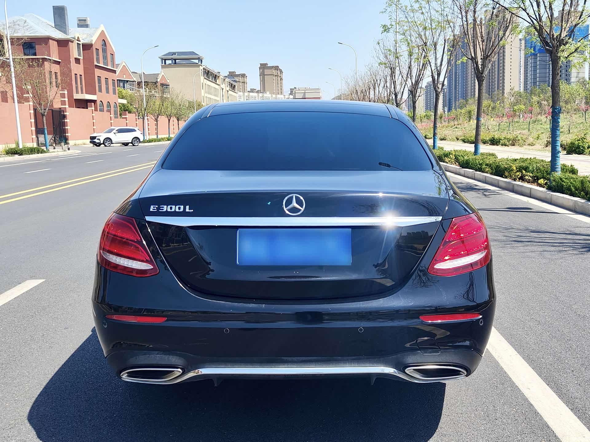 Mercedes-Benz E-Class, 2018 16