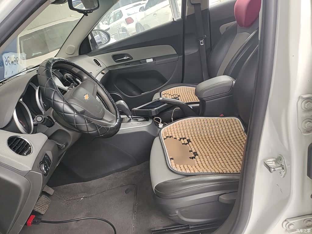 Chevrolet SE, 2014 15