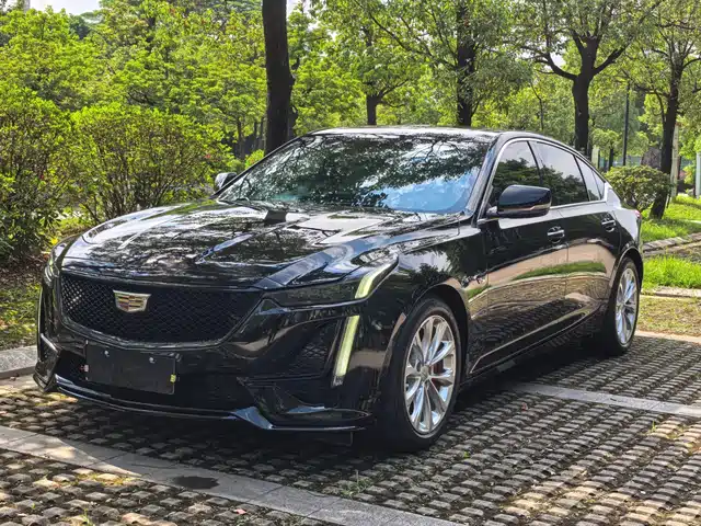 Cadillac CT5 2022 — купить из Китая под заказ