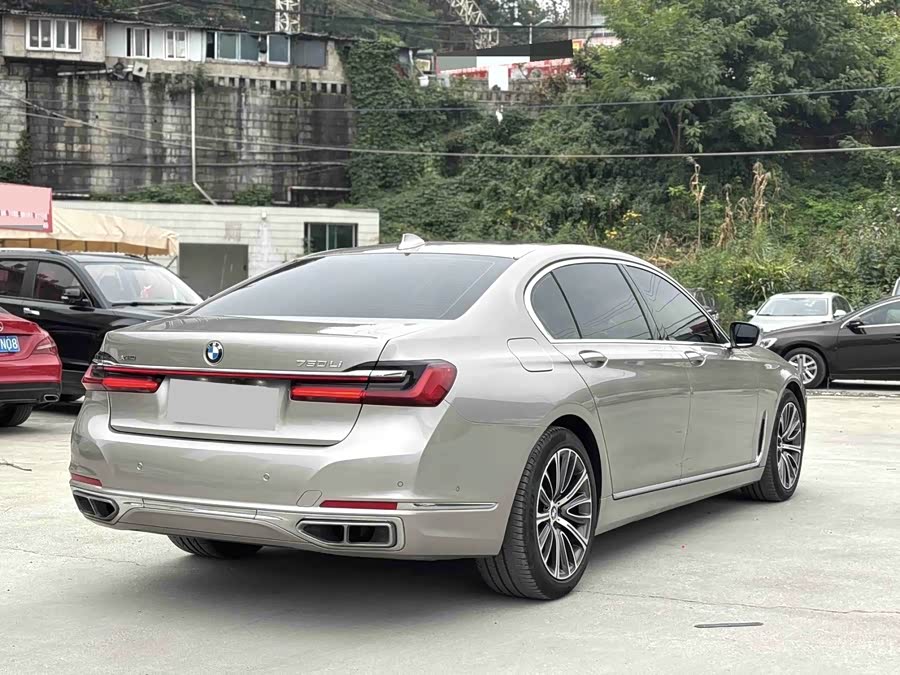 BMW 7-Series 2019, фото 8