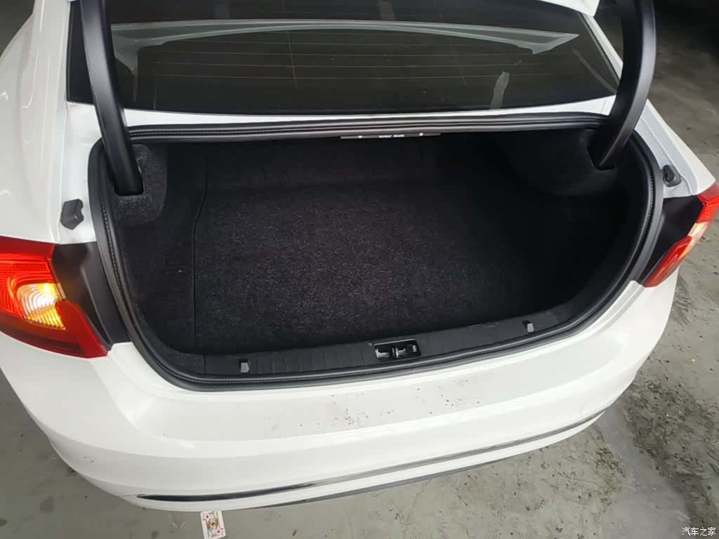 Volvo S60, 2016 19